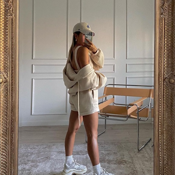 Oversized Hoodie and Short Neutral Lounge SET NWT - Picture 4 of 9